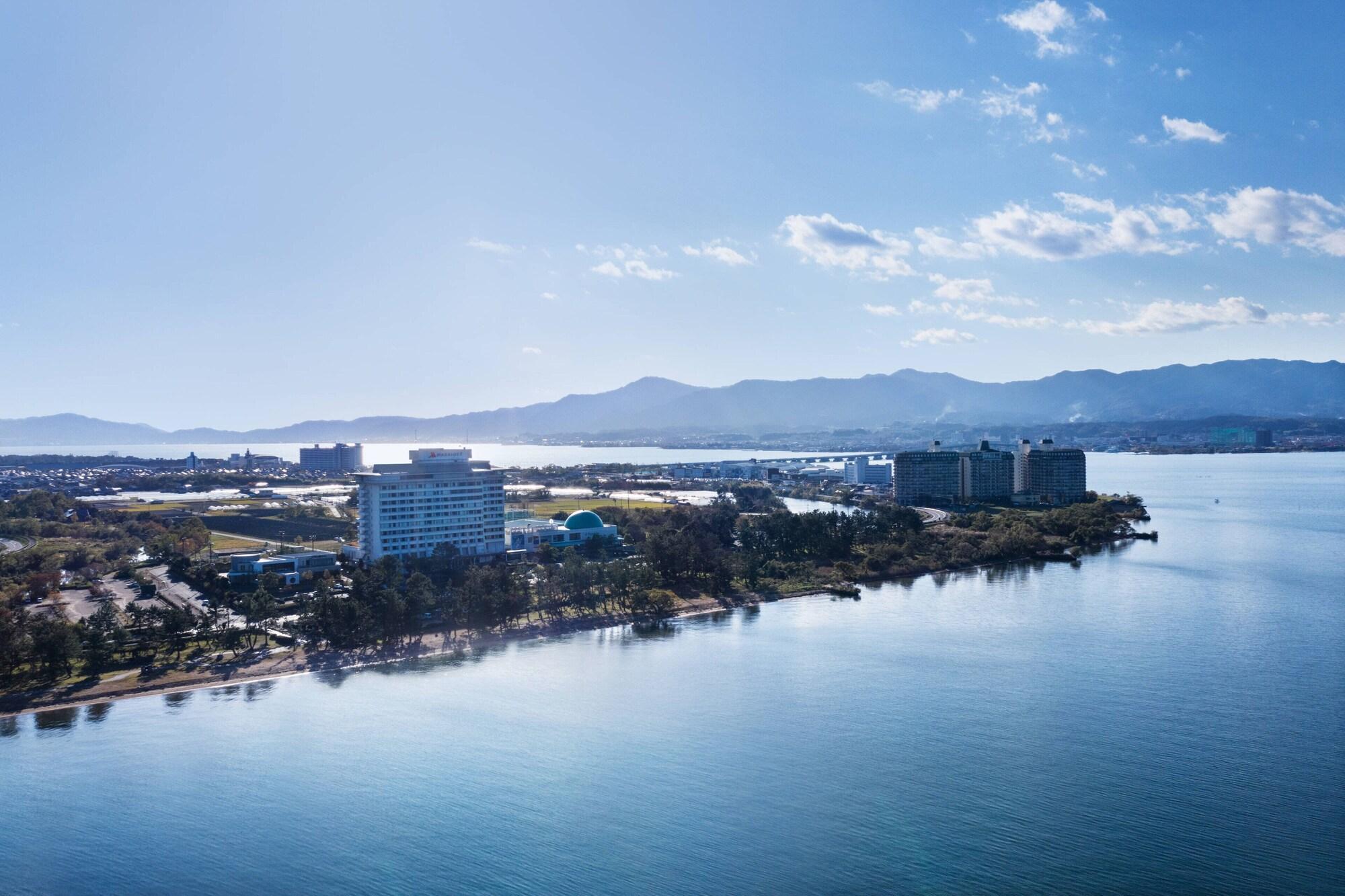 Lake Biwa Marriott Hotel Moriyama Bagian luar foto